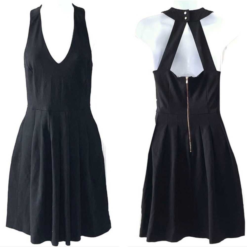 Banana Republic LBD w/ Pockets!